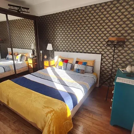 Sunny With View In History Center Apartment Aix-en-Provence